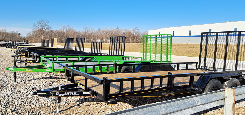 We buy landscape trailers and utility trailers like these at great prices in the Cleveland, Ohio are…