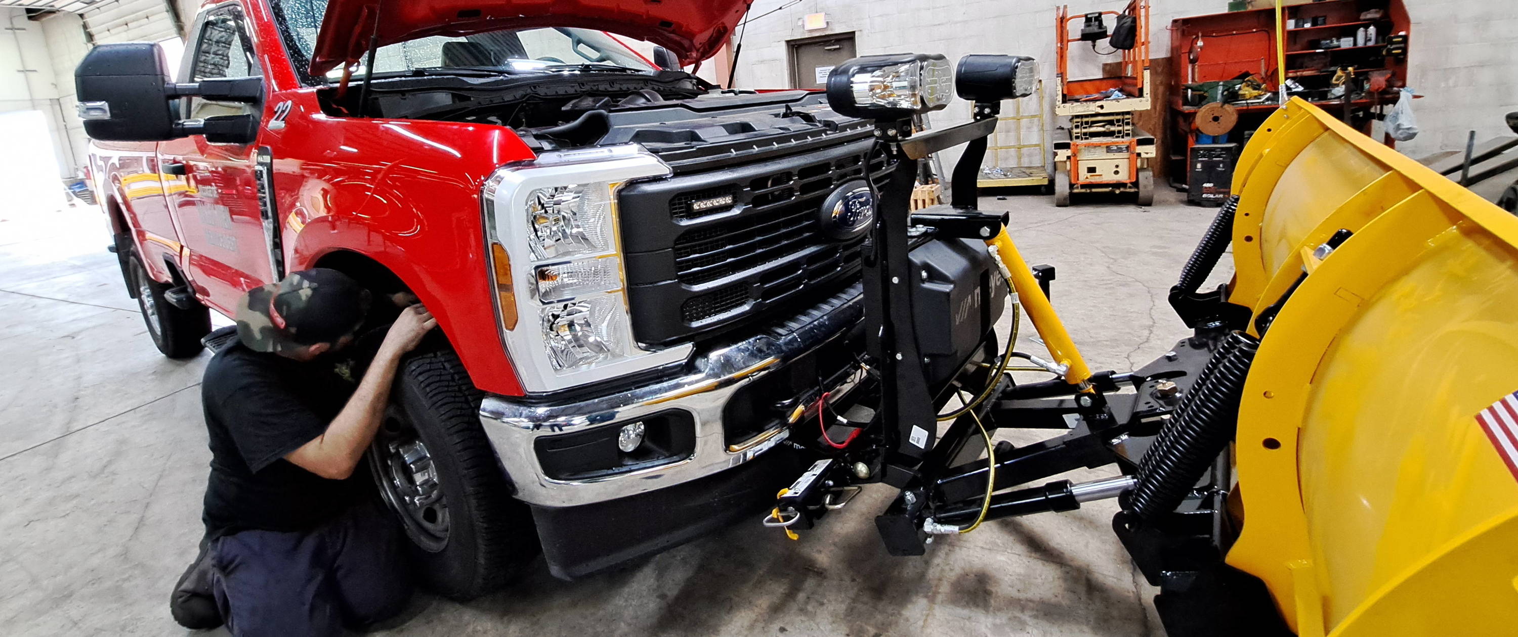 Meyer lot pro with pro mount being installed by JTI service tech on F-350 in Oakwood Village, Ohio